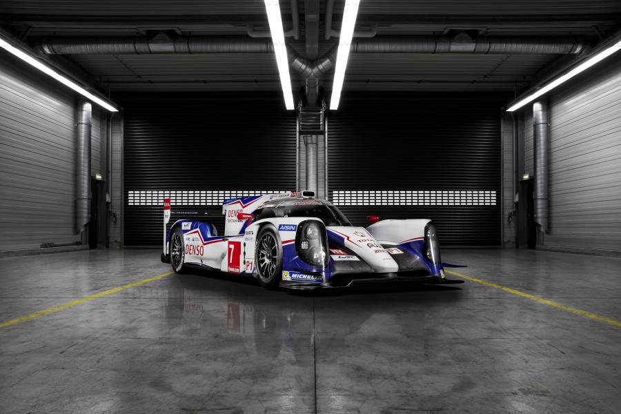  Toyota TS040 Hybrid 2014 года  (фото 33 из 55)